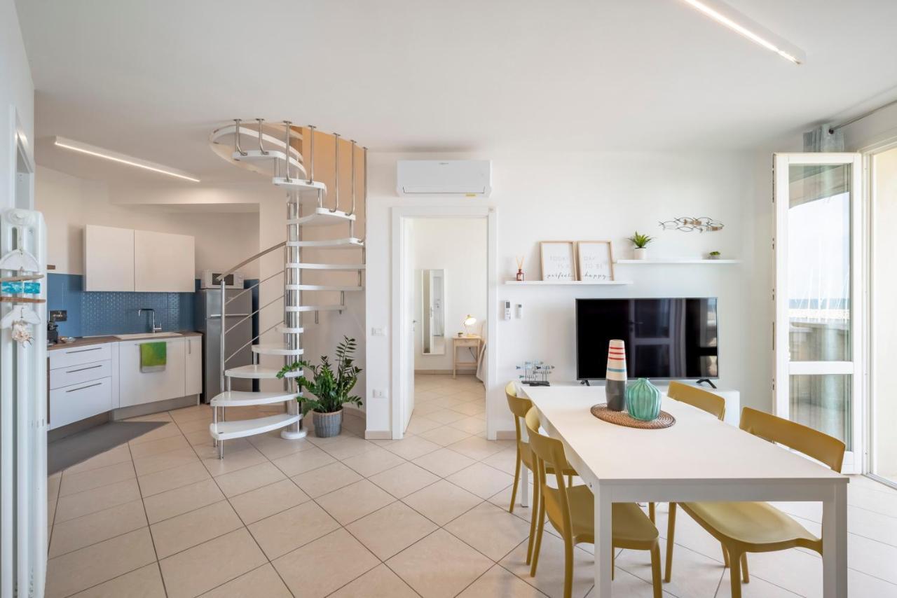 Sea View Apartment Сан-Винченцо Экстерьер фото