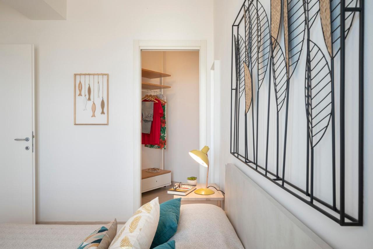 Sea View Apartment Сан-Винченцо Экстерьер фото