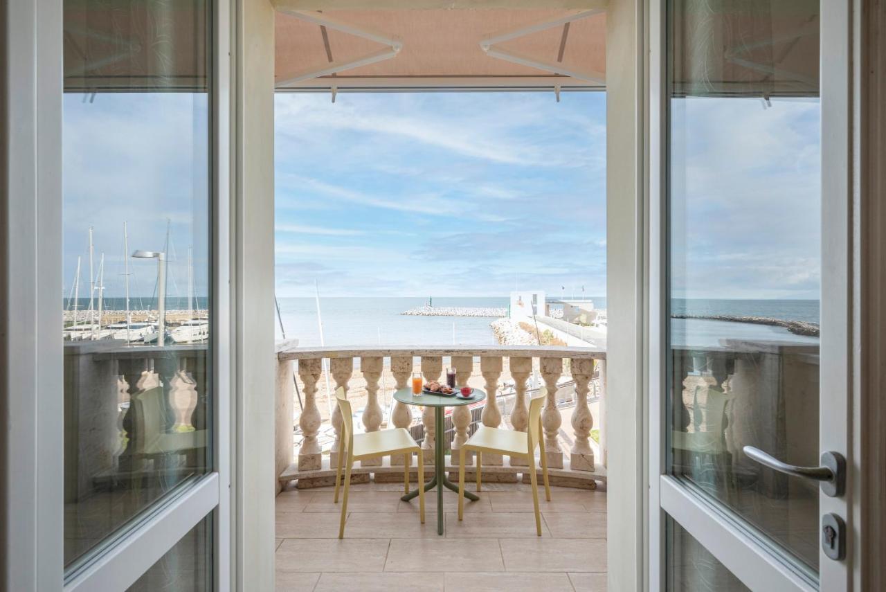 Sea View Apartment Сан-Винченцо Экстерьер фото